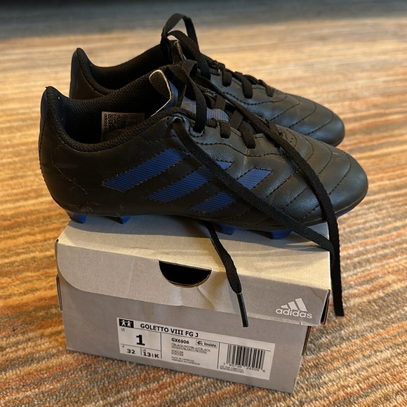 Boys Adidas Goletto VIII Soccer Cleats - Picture 4 of 5
